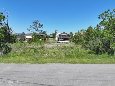 10009 Louisiana St, Bay Saint Louis, MS, 39520