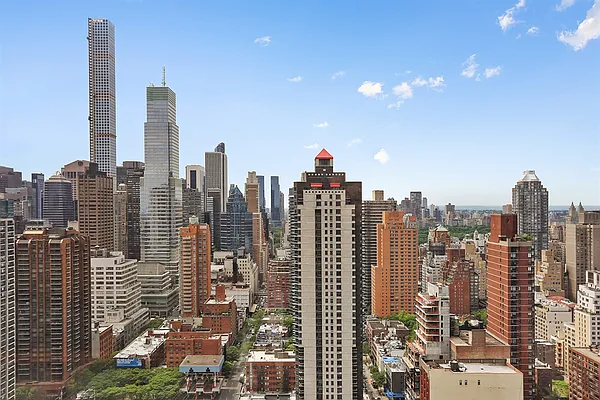 Sold by Corcoran | media 21