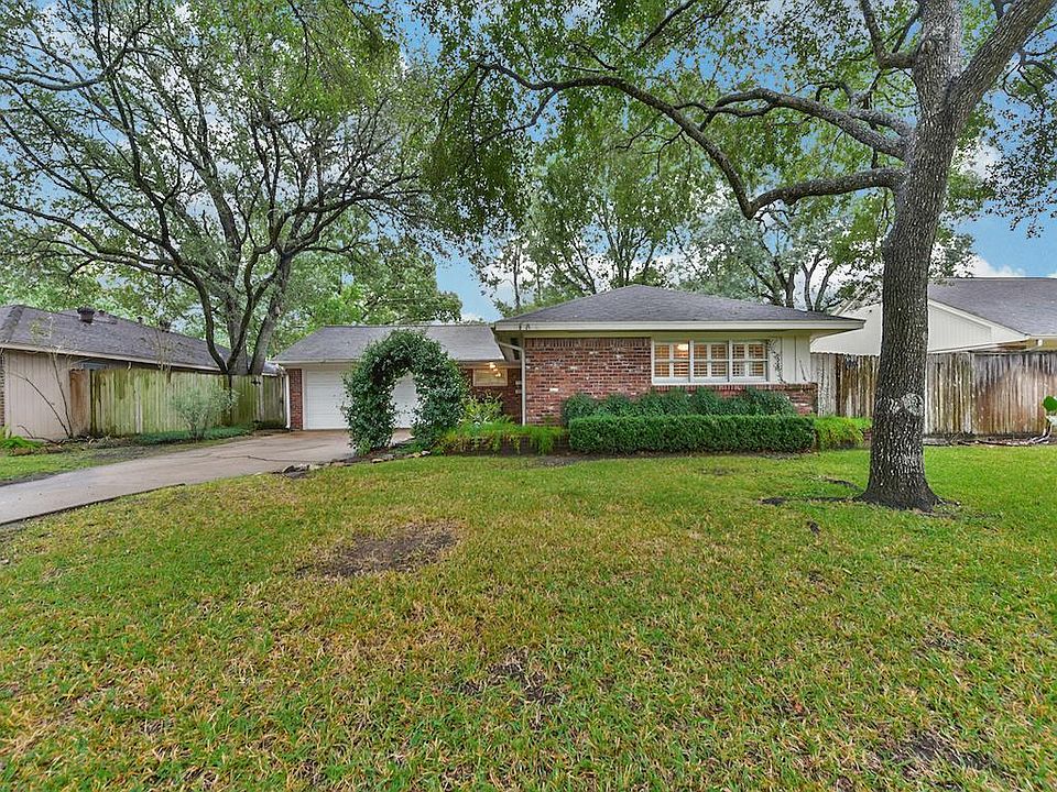 1st image of 8619 Ferris Dr