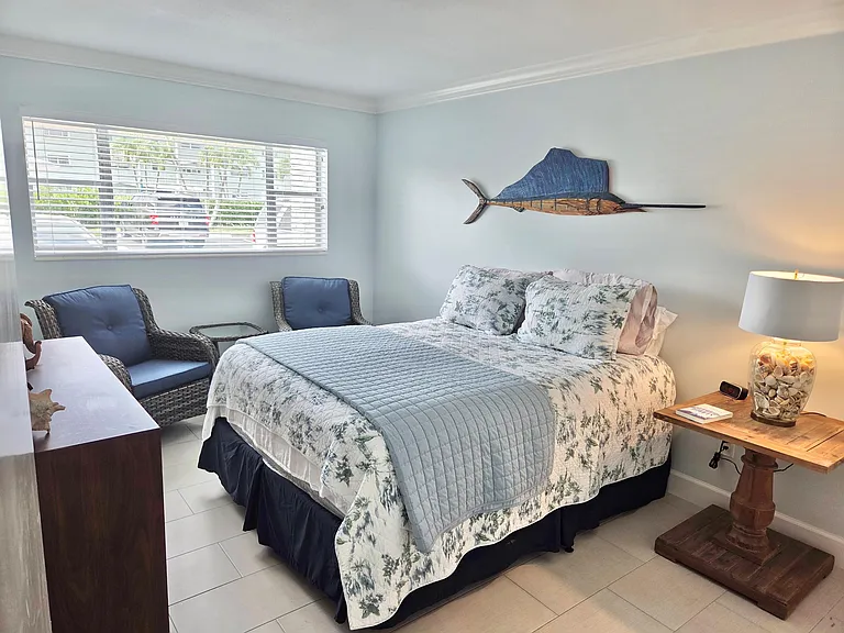 110 Shore Ct #112B — Photo 10