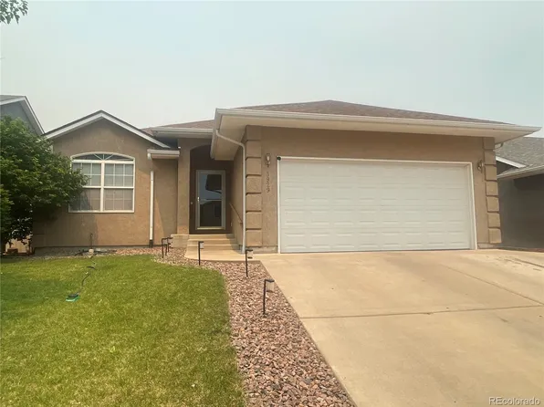 3929 Pronghorn Lane, Pueblo, CO 81005