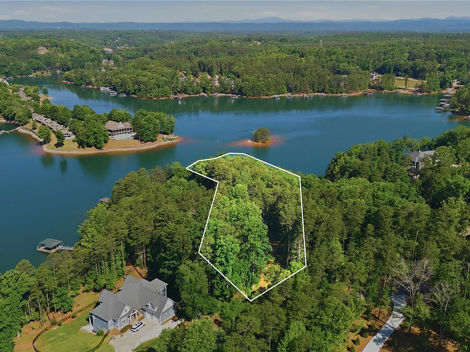 1st image of 2202 Retreat Pointe Rd