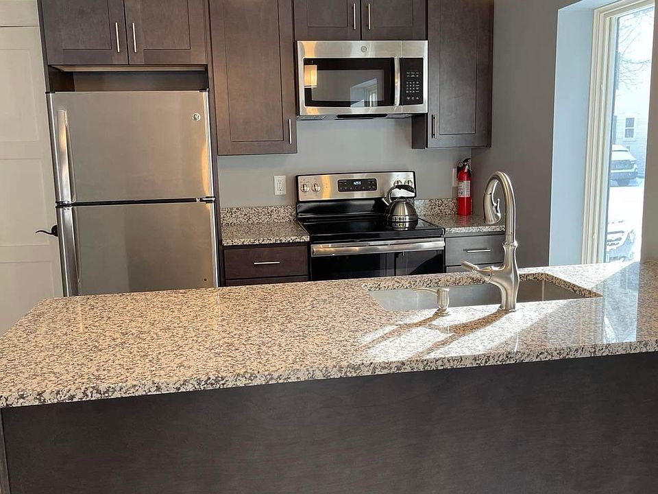 1st image of 184 Elm St #6