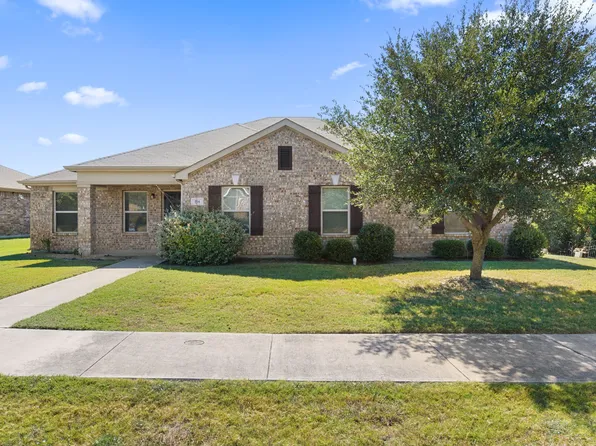 704 Snowy Orchid Dr, Desoto, TX 75115