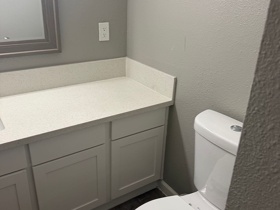 1st image of 515 S 13th St APT 20