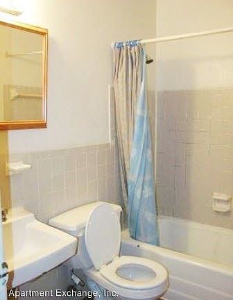 4th image of 4444 Brenton Ave APT A