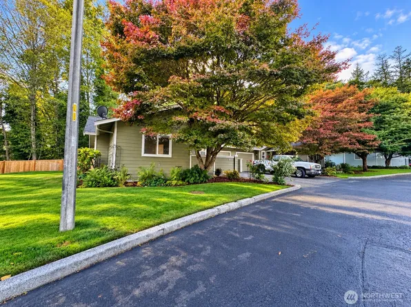911 NW Leisure Lane, Bremerton, WA 98311