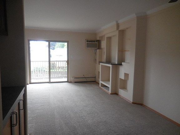 3rd image of 2430 N Kennicott Dr APT 2B