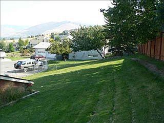 3rd image of 2215 Foothills Ct