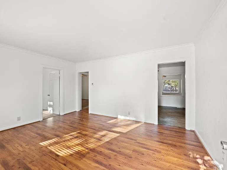 220 S Quebec Ave — Photo 5