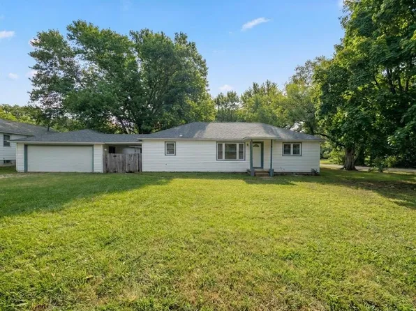 420 S Michigan Ave, Oxford, KS 67119