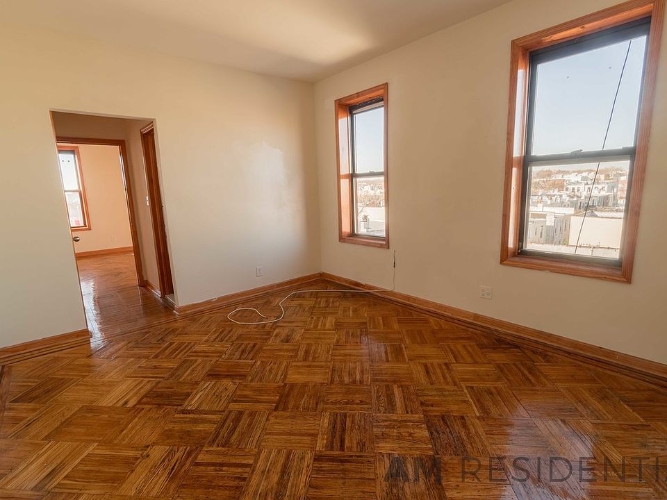 1st image of 1462 Ovington Ave #4B