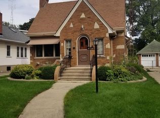 2418 73rd St, Kenosha, WI 53143