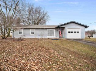 118 W Hillcrest Dr, Warren, IN 46792