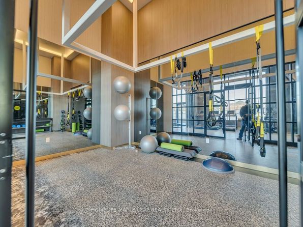395 Dundas St W #PENTHOUSE 05, Oakville, ON L6M 4L9