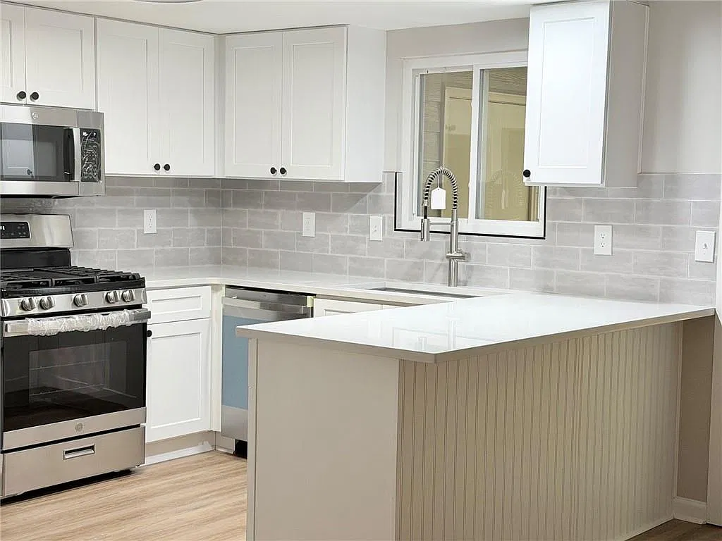 2 bed, 2.0 bath, 1250 sqft, $2,000 — Photo 4