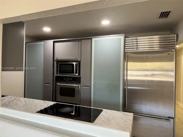 543 SW 61st Ter, Pompano Beach, FL 33068