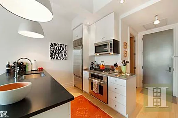 Rented by Brown Harris Stevens | media 2