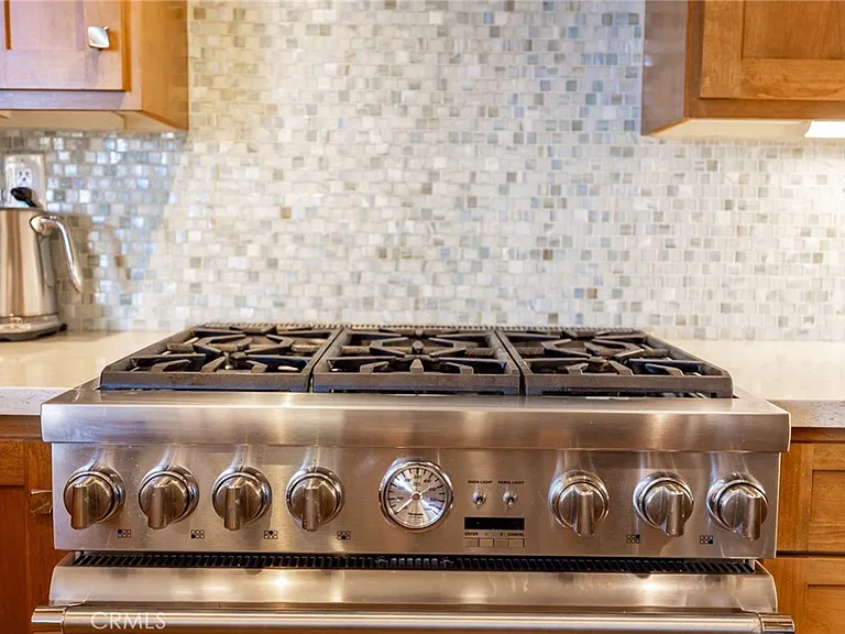 412 Acacia Ave #1/2 — Photo 5