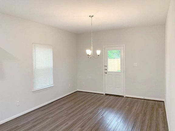 4th image of 8153 Homewood Ln #B