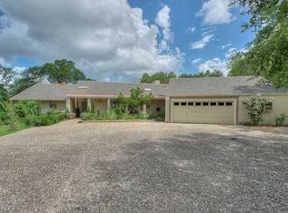 2900 Chaparral Cir, Bryan, TX 77802