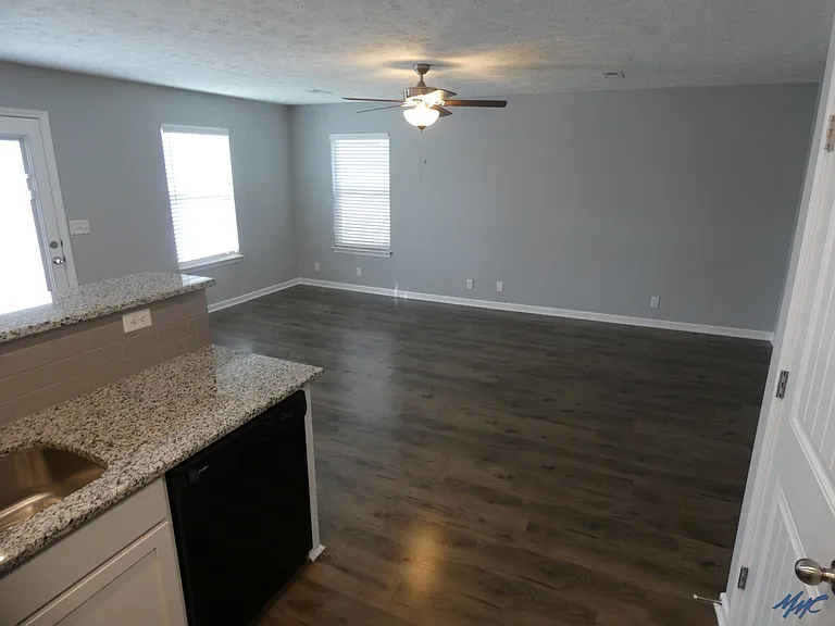 1909 Cicero Dr — Photo 11