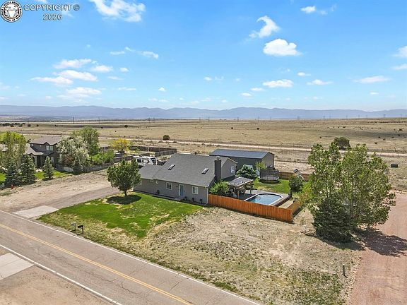 2nd image of 481 S Tejon Ave