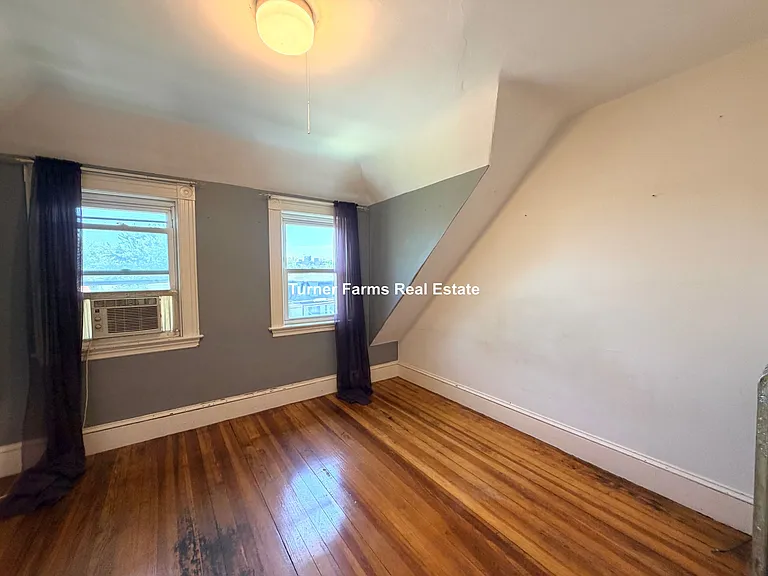 124 Forest St #3 — Photo 10