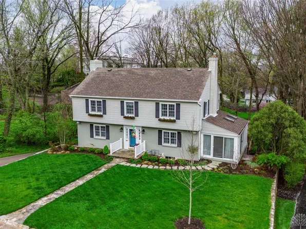 17 E Thruston Blvd, Dayton, OH 45409