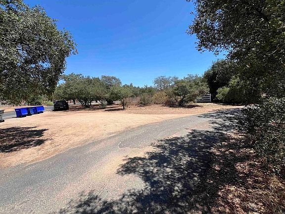 2nd image of Lyons Valley Rd
