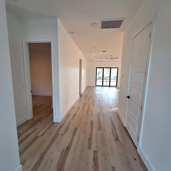 289 Albatross Rd — Photo 3