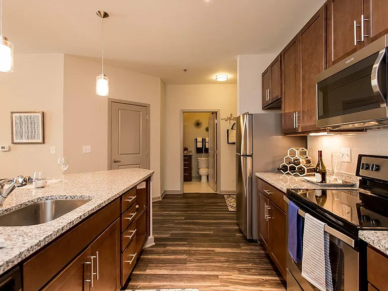 Large Eat In Kitchen