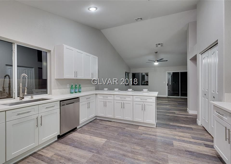 1st image of 759 Altacrest Dr