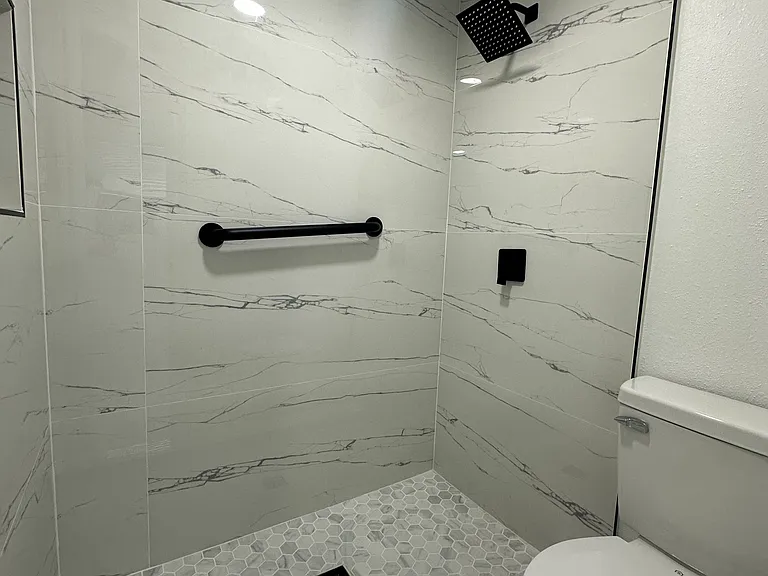 1805 Reynolds Rd #2 — Photo 18