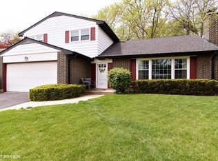 1430 S Evergreen Ave, Arlington Heights, IL 60005