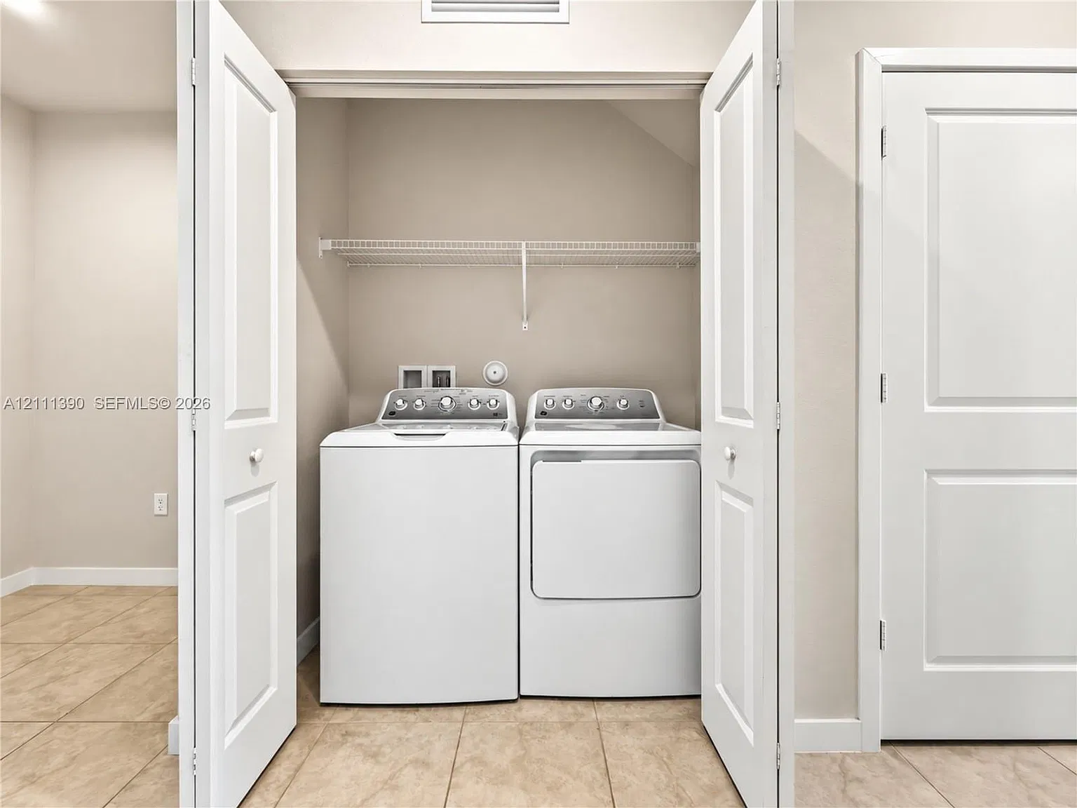 3 bed, 1425 sqft, $2,500 — Photo 2