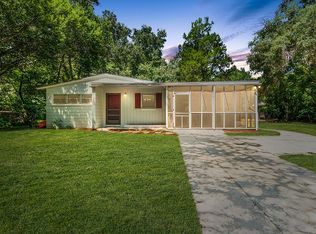 630 NW 36th Dr, Gainesville, FL 32607