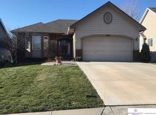 8730 S 99th St, La Vista, NE 68128