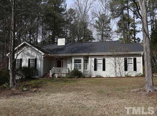 6904 Knotty Pine Dr, Chapel Hill, NC 27517