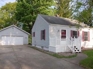 1420 Audrey St, Burton, MI 48509
