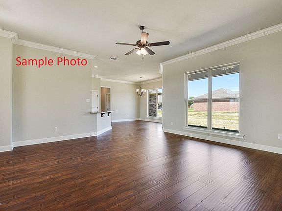 4th image of 44 Hammock Ln