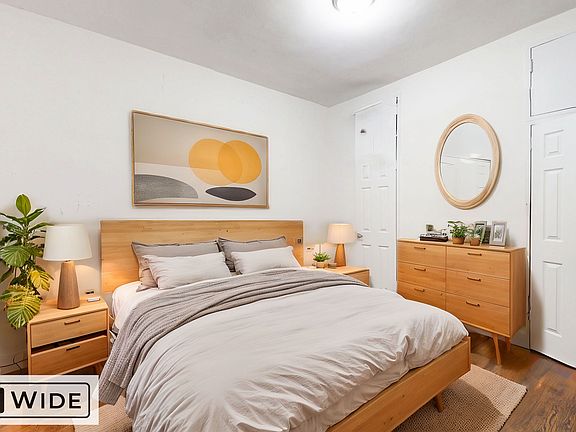 2nd image of 102 W 80th St APT 37