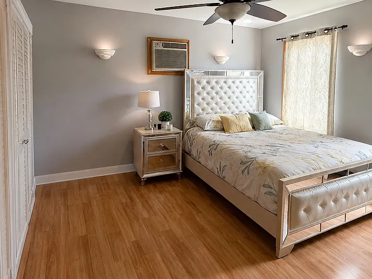 18 Washington Ave #2 — Photo 3