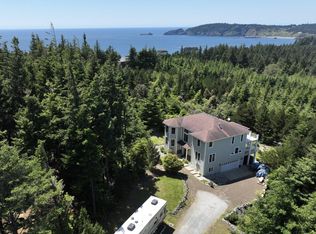 93480 Chris La Ln, Port Orford, OR 97465