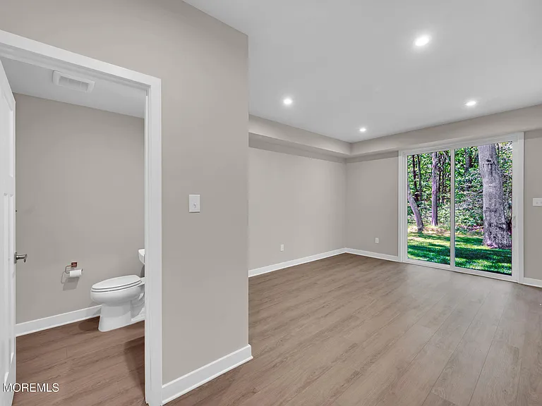 9 Halifax Rd — Photo 10