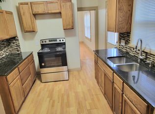 905 S Seneca St, Wichita, KS 67213