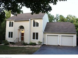 121 Spring Brook Dr, Middletown, CT 06457