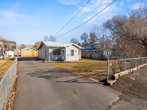 2nd image of 5071 Harlan Dr