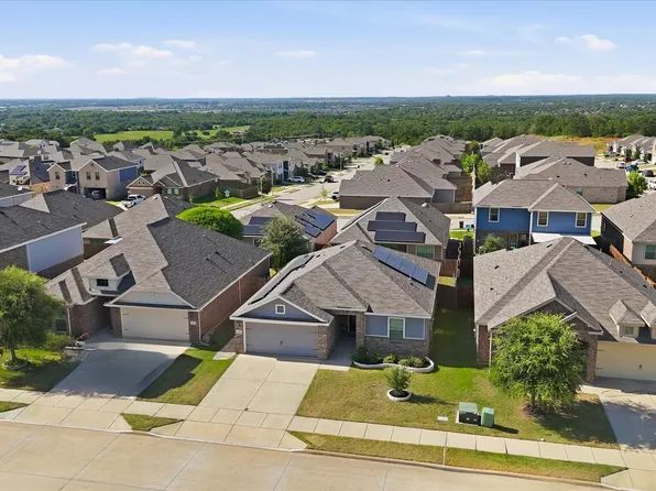 7533 Pleasant Oaks St, Fort Worth, TX 76120