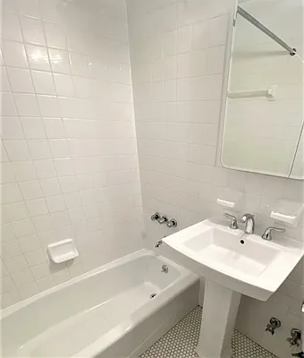 Rented by CitySites Real Estate Group | media 10